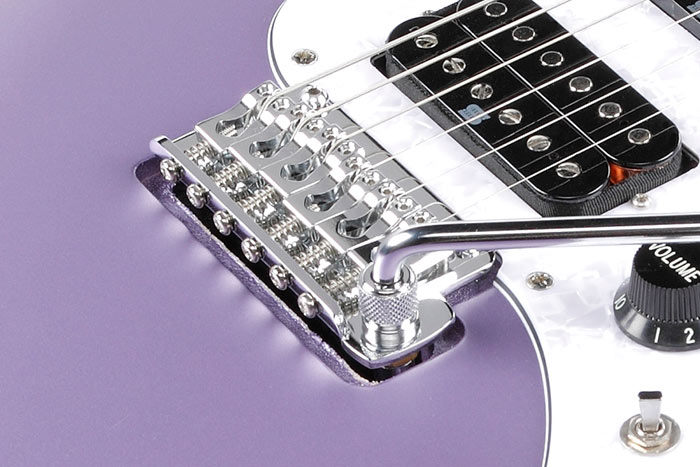 Gotoh T1502 tremolo bridge