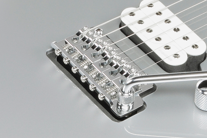 Gotoh&reg; T1502 tremolo