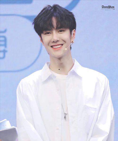 王一博今日必吃的瓜,揭秘明星私生活背后的故事